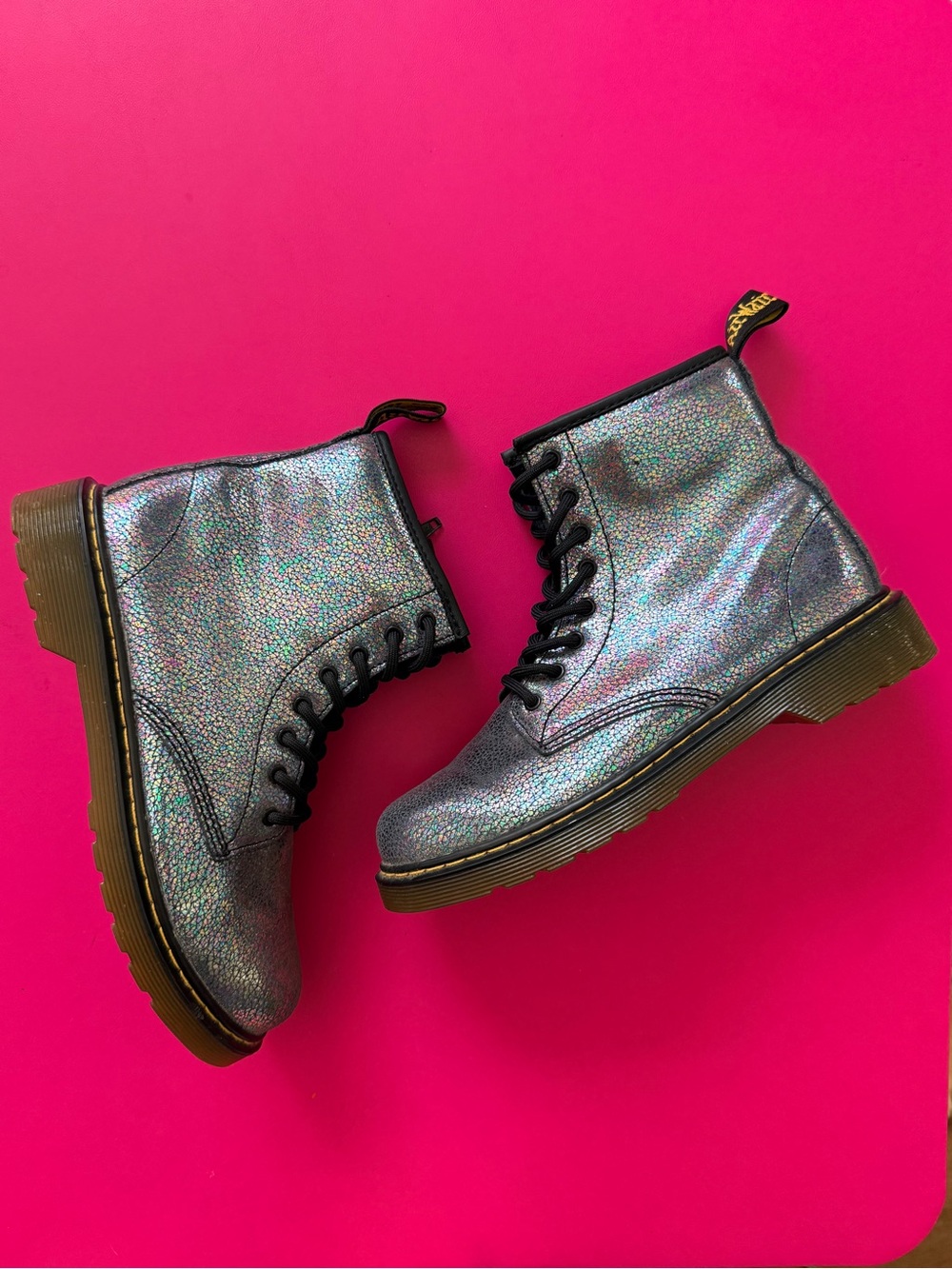 Doc Martens Delaney Boots Metallic Iridescent Black Rainbow Sparkle Size 5 EU 36